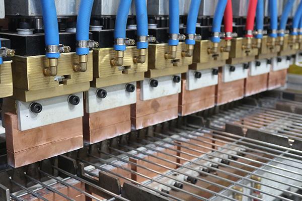 HWASHI อัตโนมัติ สายใย Mesh แผนกกรง ผสมผสานทําเครื่องจักรสายสําหรับผสานสายใย Mesh 2