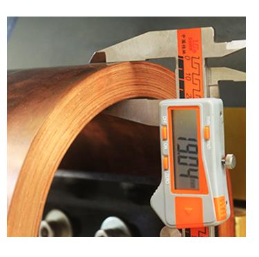 เครื่องเชื่อมสปอตหัวฉีดเตาเผา Hwashi 1