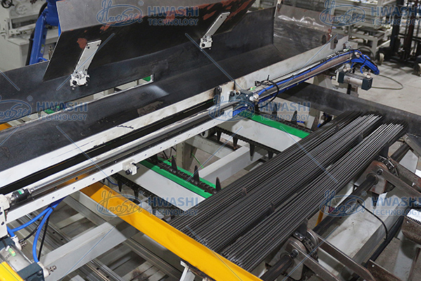 อัตโนมัติที่ก้าวหน้า เครื่องปั่นชั้นวางไฟฟ้าสําหรับสาย Mesh ชั้นวางไฟฟ้าสายการผลิต 3