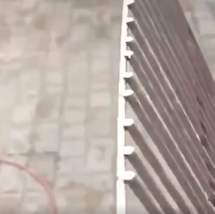 เครื่องเชื่อมสปอตอัตโนมัติสำหรับวงแหวนด้านในพร้อมการจ่ายลวดที่แม่นยำ 12