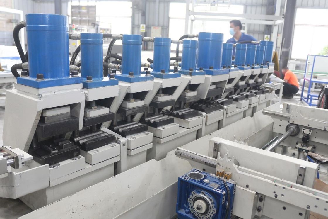 เครื่องขึ้นรูปและกดท่อสั้นอัตโนมัติ Hwahsi สำหรับท่อเฟรม IBC